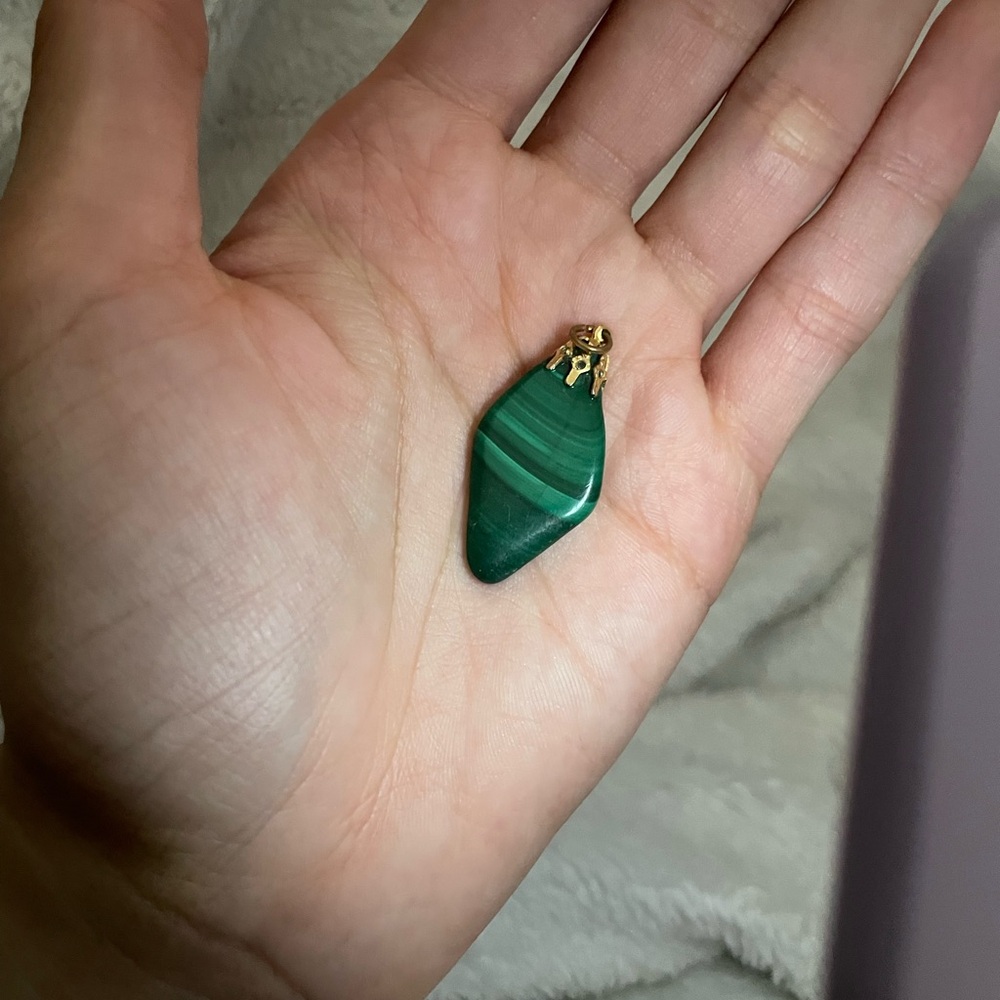 Green Malachite Teardrop Pendant Necklace - Gold Accent